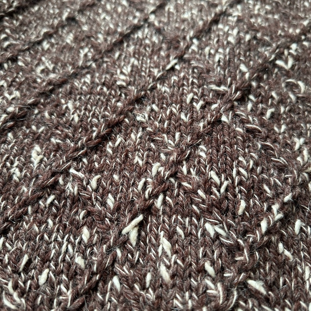 Hand Knit Textured Argyle Wool Buttoned Cardigan - Picture 7 of 10